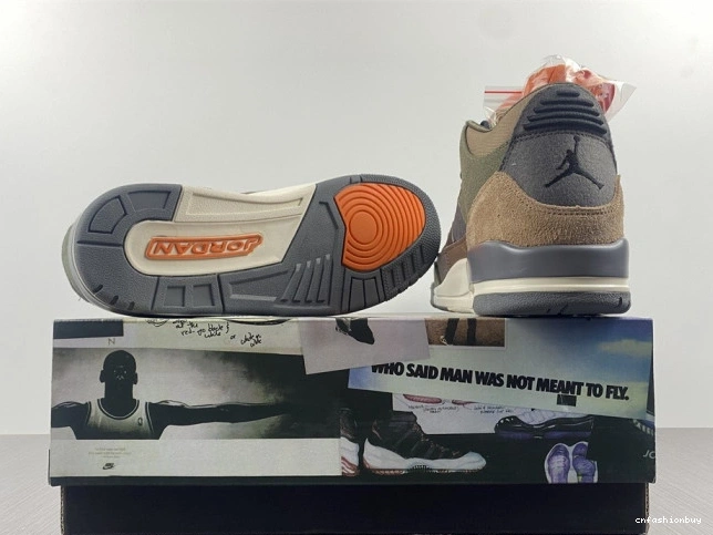 3 DO1830-200 Jordan Retro Camo Air Patchwork 0830